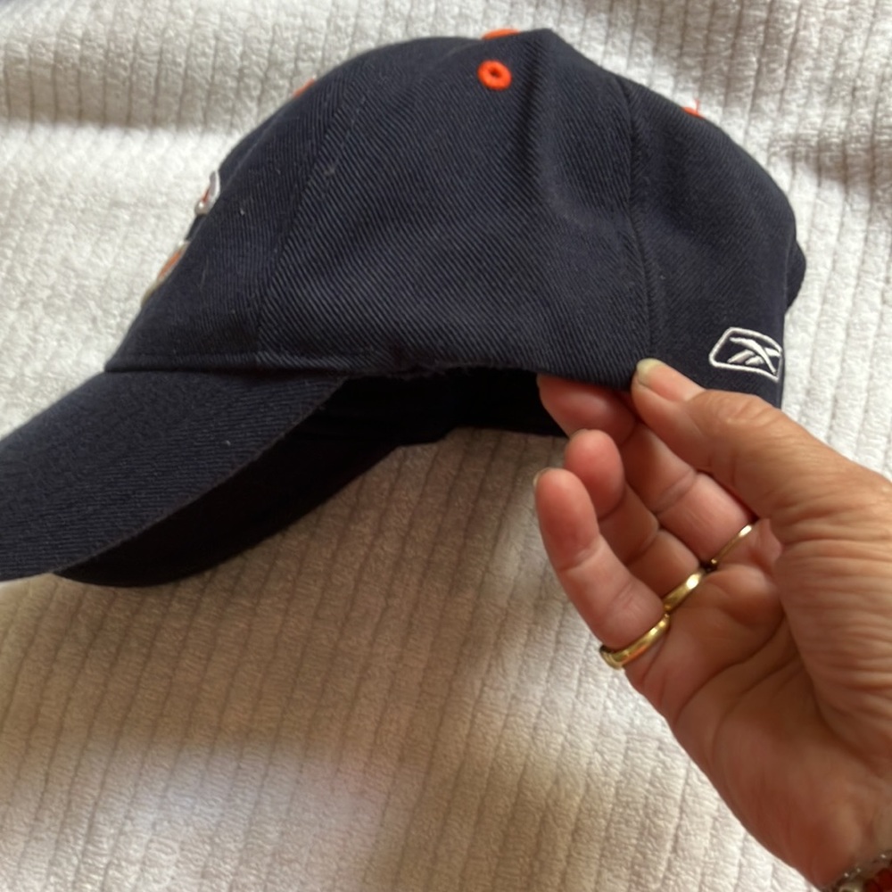 Chicago Bears Reebok ball cap - Picture 4 of 7